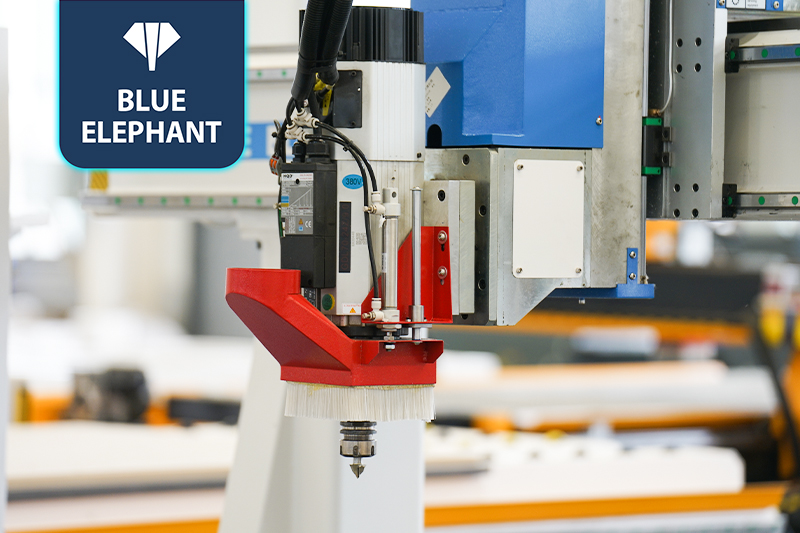 門(mén)墻柜一體機(jī)